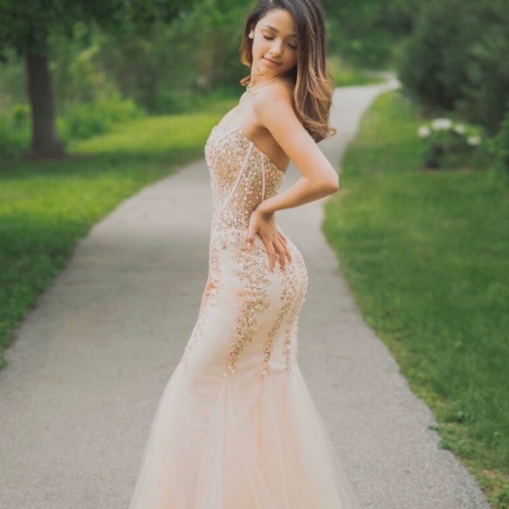 NEGOTIABLE Jovani Prom/Formal Dress